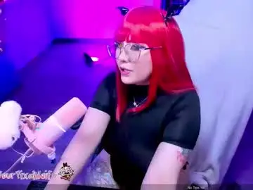 Chaturbate Live Porn of alyssaromanova