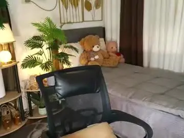 Chaturbate Best live sex cam show of carlamoore23