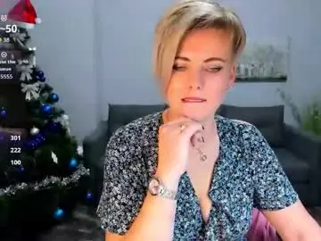 Chaturbate Live Porn of julia_wilsons