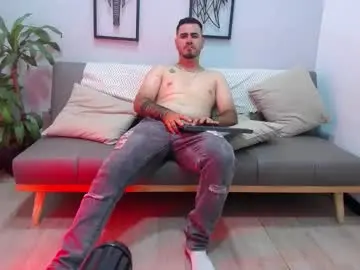 Chaturbate Adult Video Chat of aronhilton