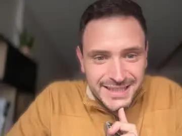 Chaturbate Adult Video Chat of fraisetagada359