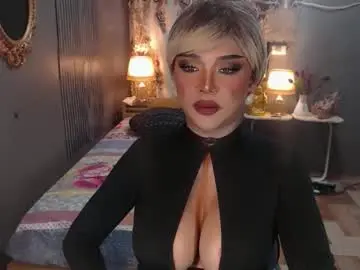 Chaturbate Best live sex cam show of hugecockchristine