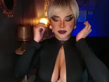 Chaturbate Free Porn Cam of hugecockchristine