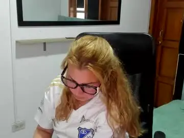 Chaturbate Adult Webcams of julieta_star69