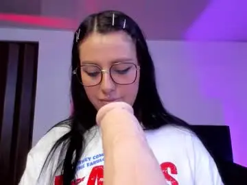 Chaturbate Live Sex Cam of nataliasweet98