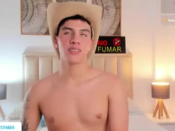 Chaturbate Nude Webcam of axel_sliim