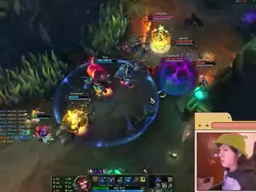 Chaturbate Watch Live Sex Cams of fijisakistar