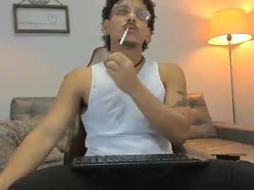 Chaturbate Nude Webcam of fire_boy69