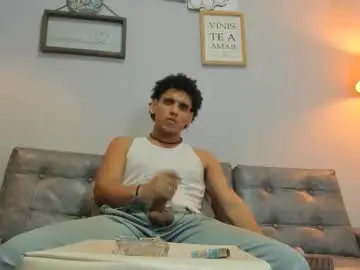 Chaturbate Nude Webcam of fire_boy69