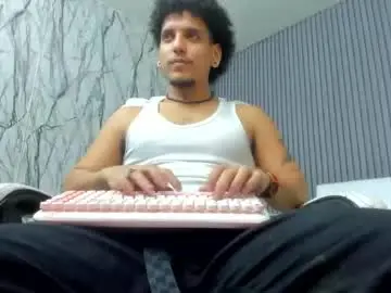 Chaturbate Live Sex Cam of fire_boy69