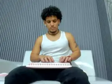 Chaturbate Best live sex cam show of fire_boy69