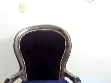 Chaturbate Live Sex Cam of luara__01__lecat_1