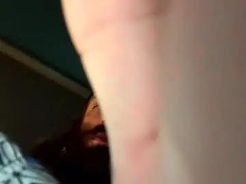 Chaturbate Live Sex Cam of ceejaycee86