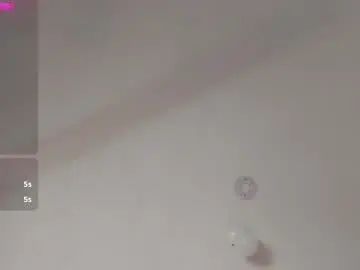 Chaturbate Free Porn Cam of isabella_whiite