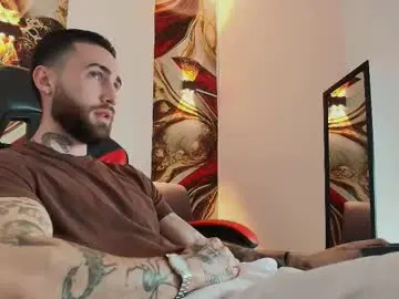 Chaturbate Live Porn of luke_davis01