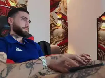 Chaturbate Live Porn of luke_davis01