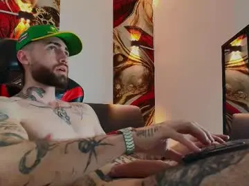 Chaturbate Free Porn Cam of luke_davis01