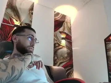 Chaturbate Live Sex Cam of luke_davis01