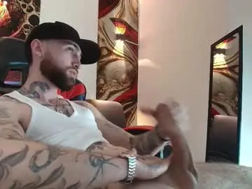 Chaturbate Nude Webcam of luke_davis01