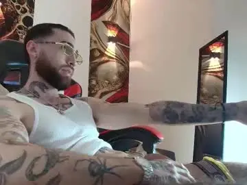 Chaturbate Live Sex Cam of luke_davis01