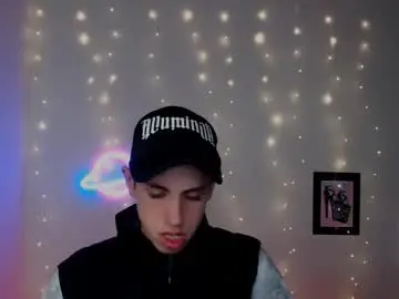 Chaturbate Private Sex Chat of alexnaughty14