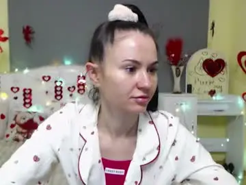 kiaracriegs from chaturbate