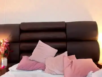 Chaturbate Nude Webcam of lucianavegaa