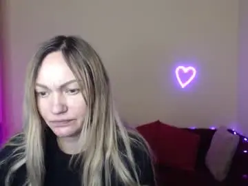 Chaturbate Free Live Porn of mikkey_mouse8