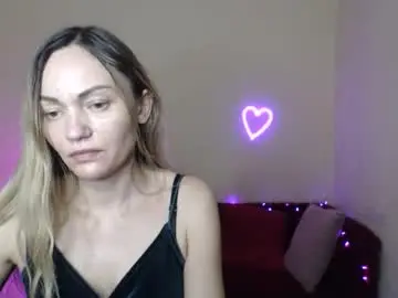 Chaturbate Free Live Porn of mikkey_mouse8