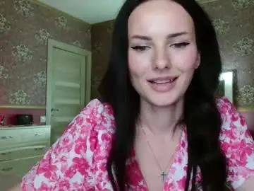 Chaturbate Live Sex Cam of monparis_dream