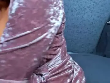 Chaturbate Free Porn Cam of olivia_buckby