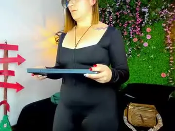 Chaturbate Free Live Porn of sarahdeyvis