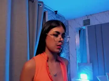 Chaturbate Best Webcam of isa_little4u