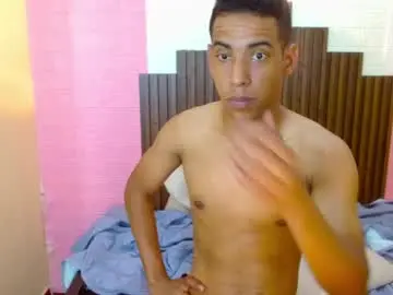 Chaturbate Best live sex cam show of luigi_ferrer
