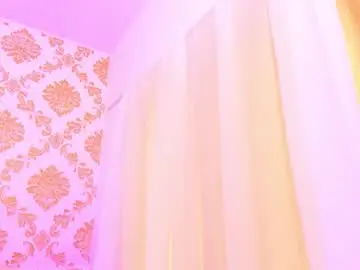 Chaturbate Free Porn Cam of ema_lambert