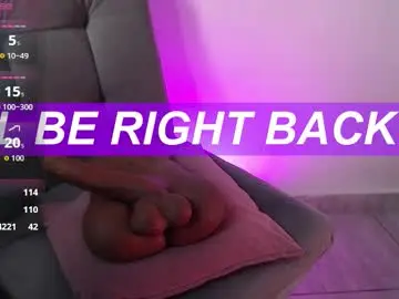 Chaturbate Live Sex Cam of isa_hall