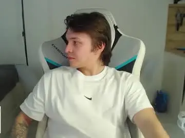 Chaturbate Live Sex Cam of jayce_icestone