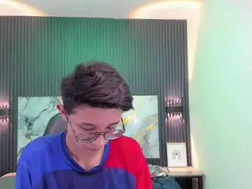 santiago_russo18 from chaturbate