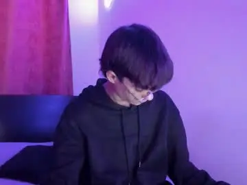 Chaturbate Nude Webcam of submissive_boyy_