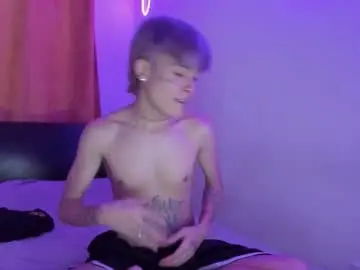 Chaturbate Nude Webcam of submissive_boyy_