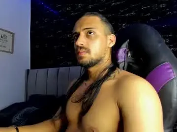 Chaturbate Live Sex Cam of thomas__wayne