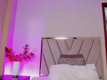 Chaturbate Live Sex Cam of daphnebeaumont