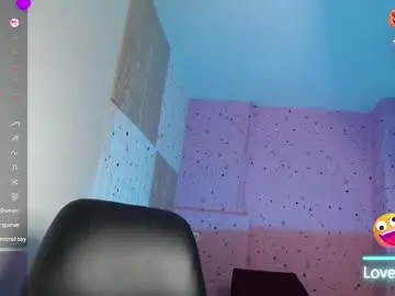 Chaturbate Best live sex cam show of emmy_durant