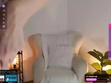 Chaturbate Live Sex Cam of lucylia_