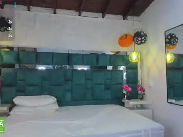 Chaturbate Sex Cam of valtira_nova