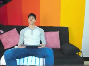 Chaturbate Free Live Porn of alessiovitale