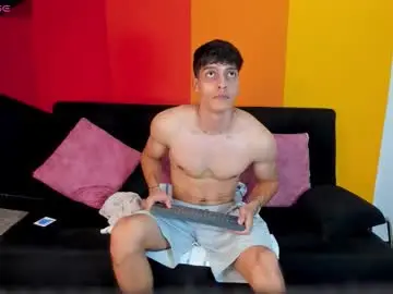 Chaturbate Live Sex Cam of alessiovitale