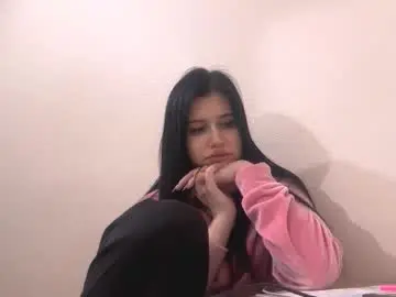 Chaturbate Adult Webcams of krystinlefever