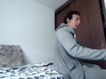 Chaturbate Live Sex Cam of latinndexter