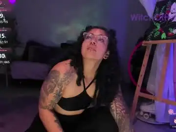 Chaturbate Free Live Porn of witchofhearts